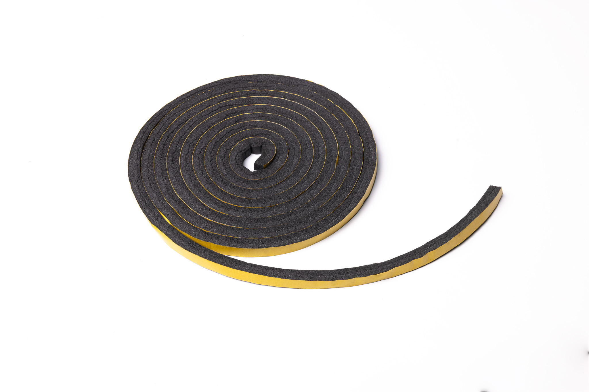 Burlete para base y tapa TowBox Alpha, diseñado para garantizar un sellado hermético y proteger el interior del portaequipajes.