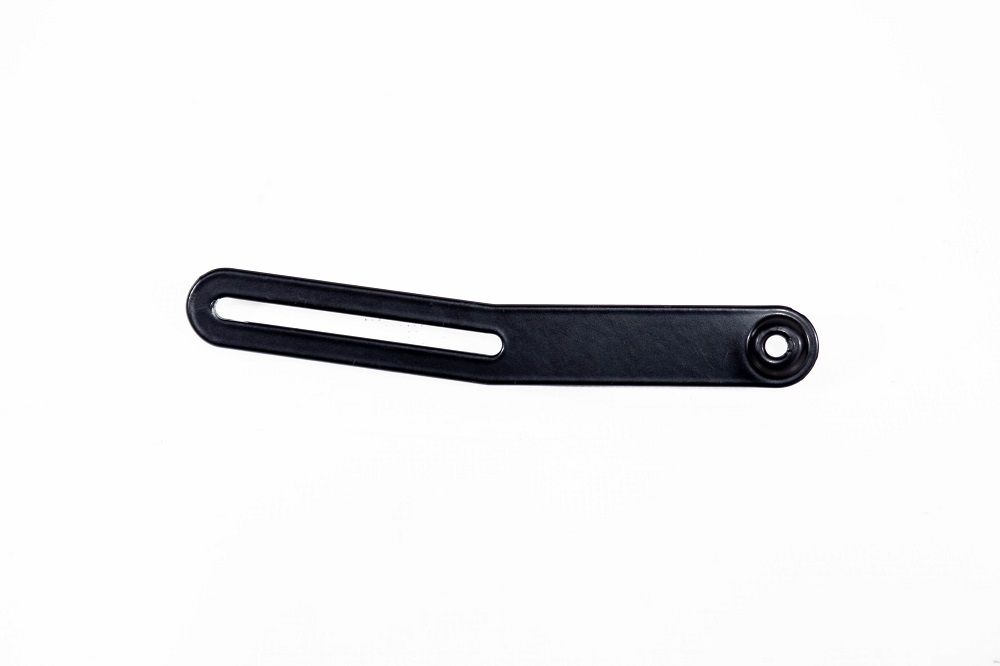 Adaptador de abatimiento para TowCar TR2 y TowCar TR3 diseñado para mejorar el acceso al maletero, permitiendo una mayor inclinación del portabicicletas.