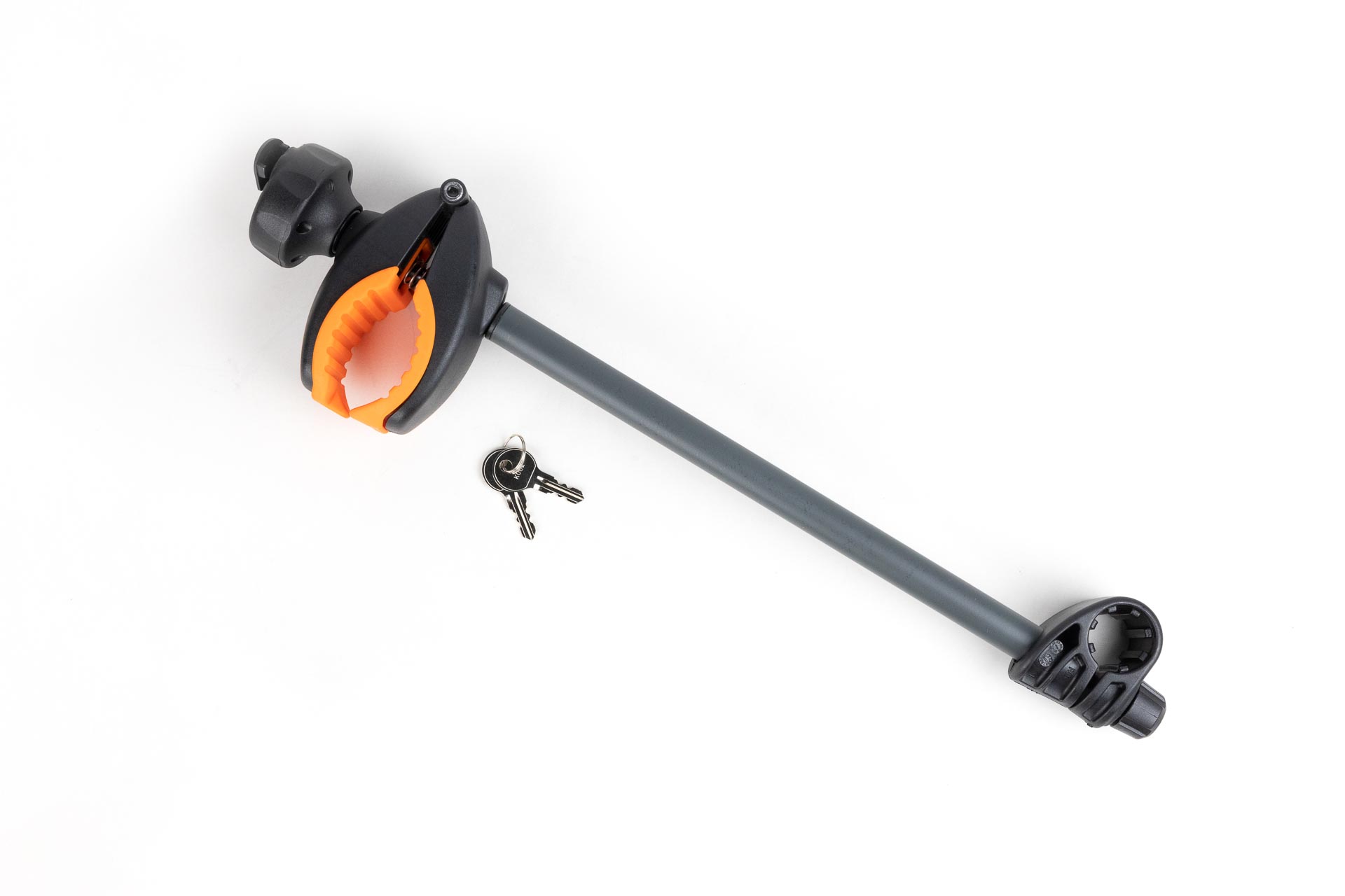 Brazo largo de 37 cm con pinza para portabicicletas TowCar T2 y TR2, diseñado para asegurar las bicicletas de forma estable y segura durante el viaje.