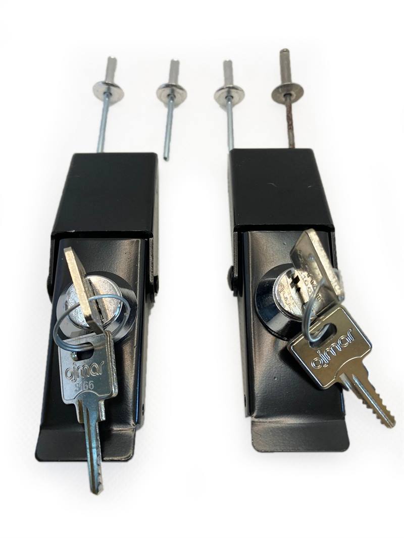Cerradura compatible con TowBox V1, diseñada para ofrecer una instalación sencilla y una mayor seguridad para el portaequipajes.