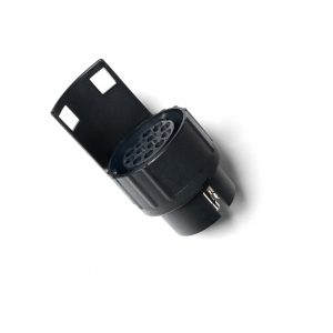 Mini adaptador de 7 polos a 13 pines para conectar vehículos y remolques de forma rápida, segura y sencilla.