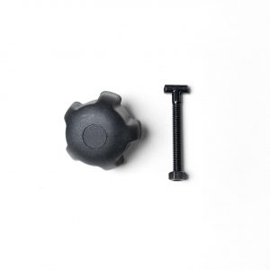 Pomo para el sistema abatible del portabicicletas TowCar T4, diseñado para facilitar el acceso al maletero y asegurar un funcionamiento cómodo y seguro.