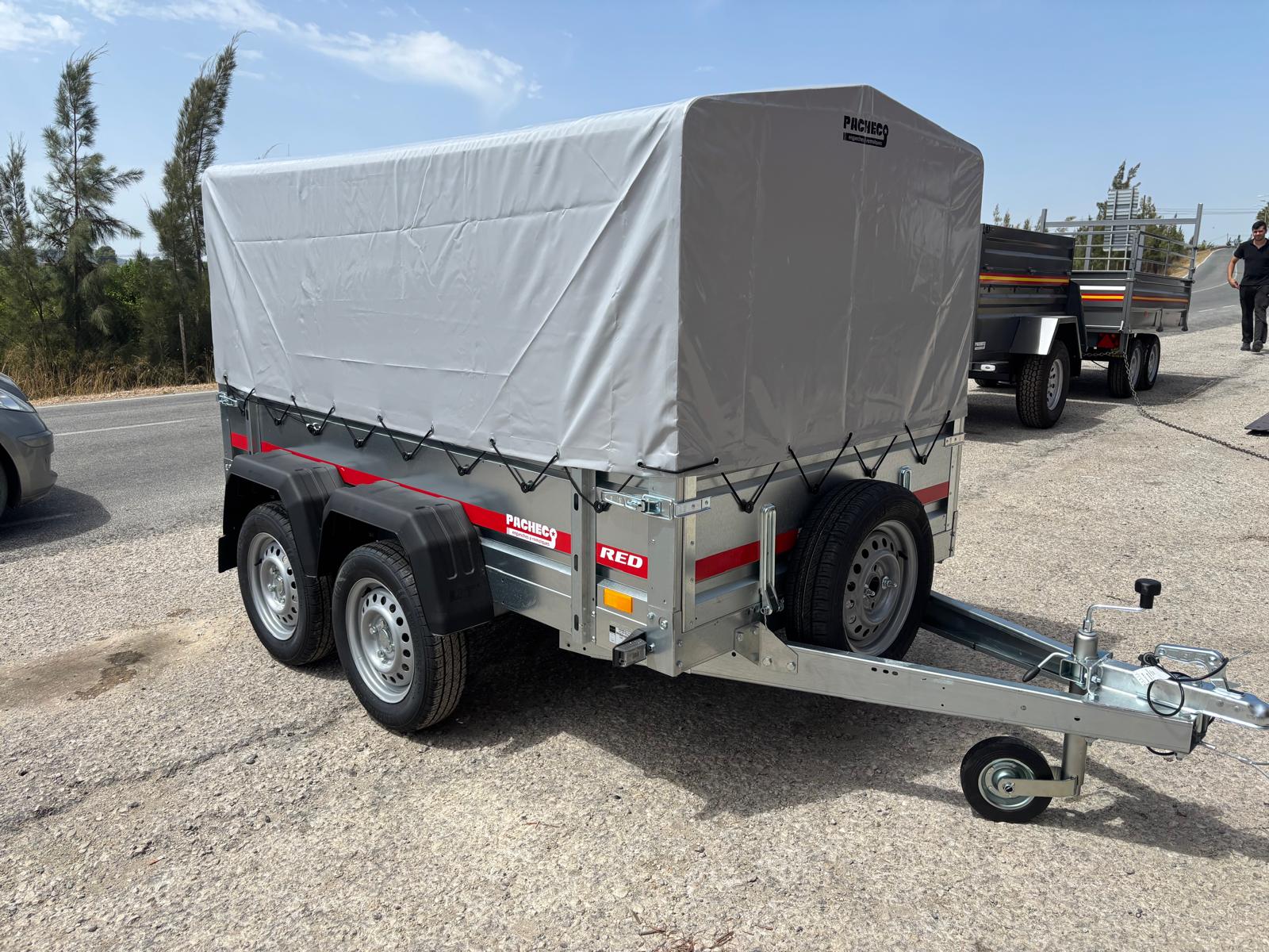 Remolque 2 ejes 2300 x 1250 PRO con lona